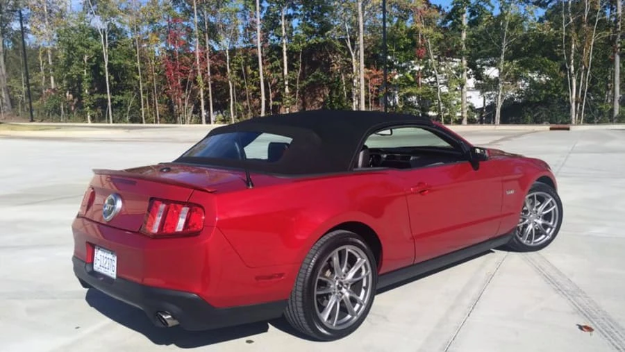 2011 Ford S197 Mustang - Image 3 of 10
