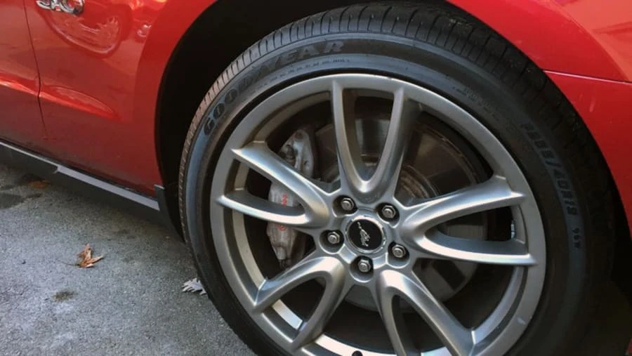 2011 Ford S197 Mustang - Image 9 of 10
