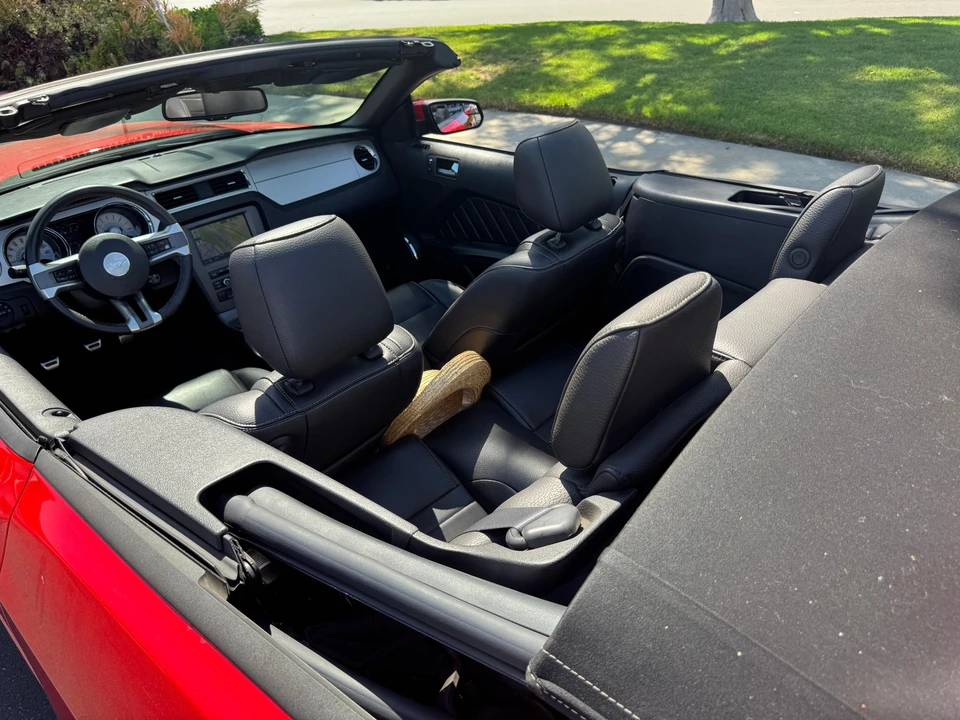 2011 Ford S197 Mustang - Image 22 of 31