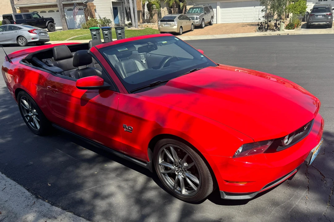 2011 Ford S197 Mustang - Image 3 of 31