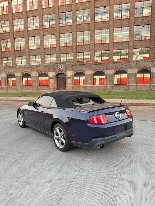 2011 Ford S197 Mustang GT - Image 10 of 15