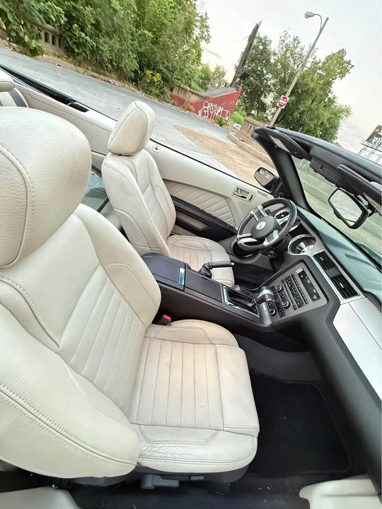 2011 Ford S197 Mustang GT - Image 12 of 15