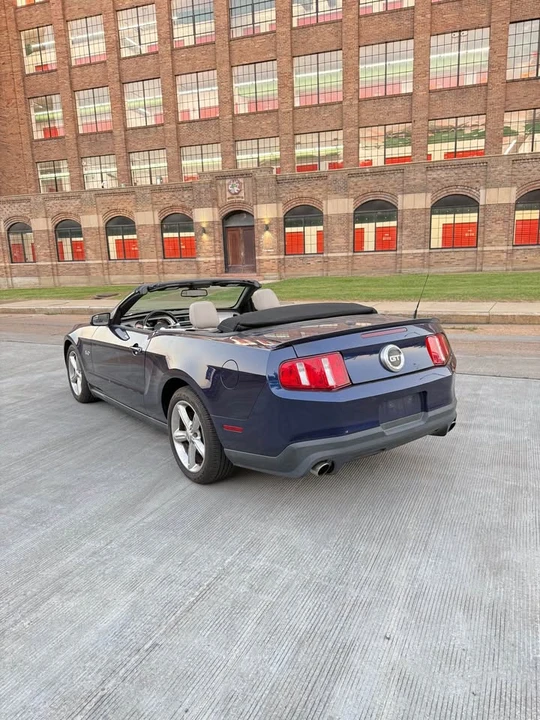 2011 Ford S197 Mustang GT - Image 5 of 15