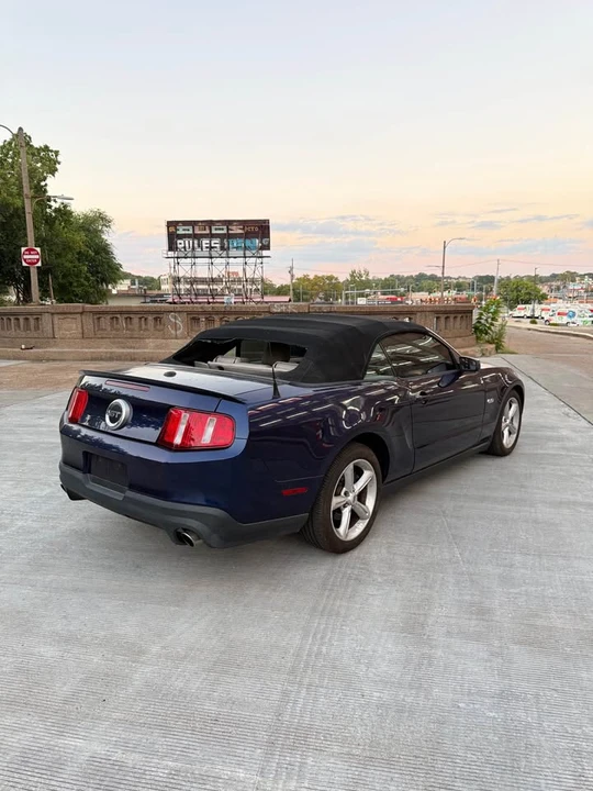 2011 Ford S197 Mustang GT - Image 9 of 15