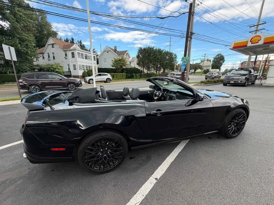 2011 Ford S197 Mustang GT - Image 2 of 20