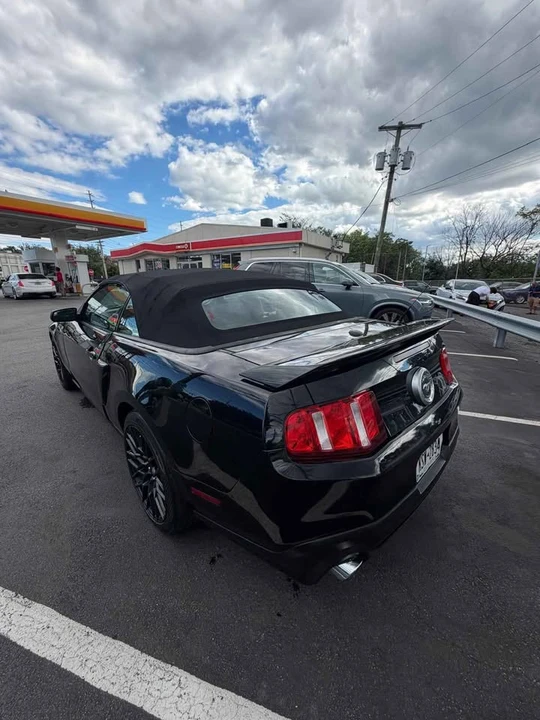 2011 Ford S197 Mustang GT - Image 9 of 20