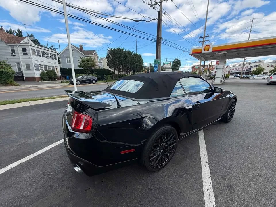 2011 Ford S197 Mustang GT - Image 7 of 20