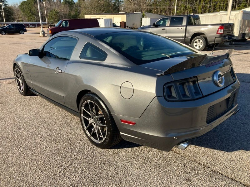 2011 Ford S197 Mustang - Image 7 of 18