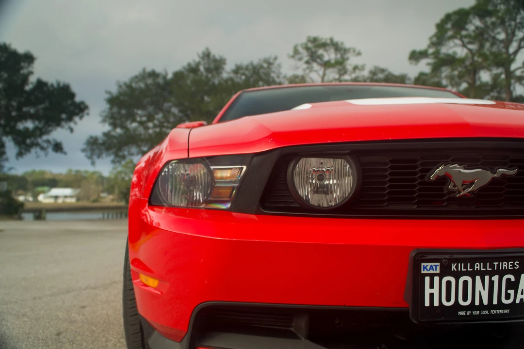 2011 Ford S197 Mustang - Image 13 of 31