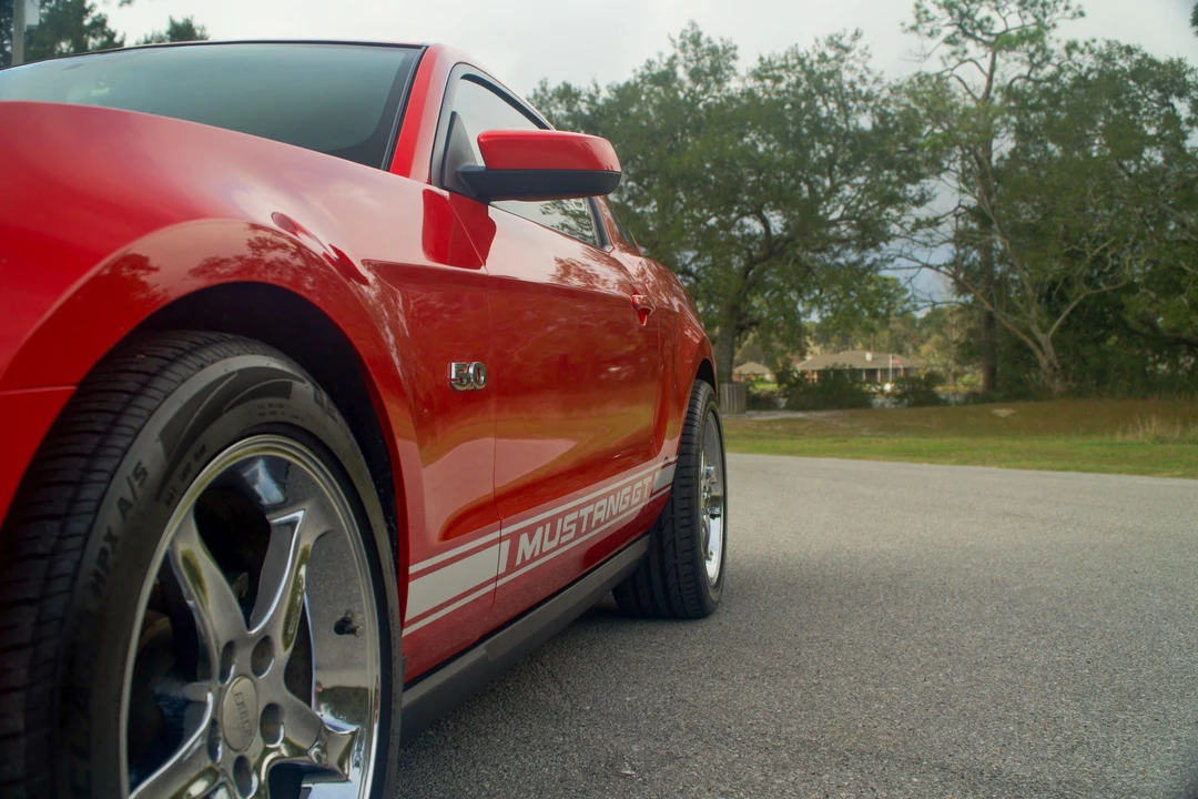 2011 Ford S197 Mustang - Image 17 of 31