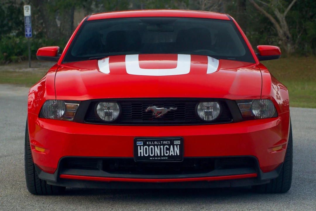 2011 Ford S197 Mustang - Image 2 of 31
