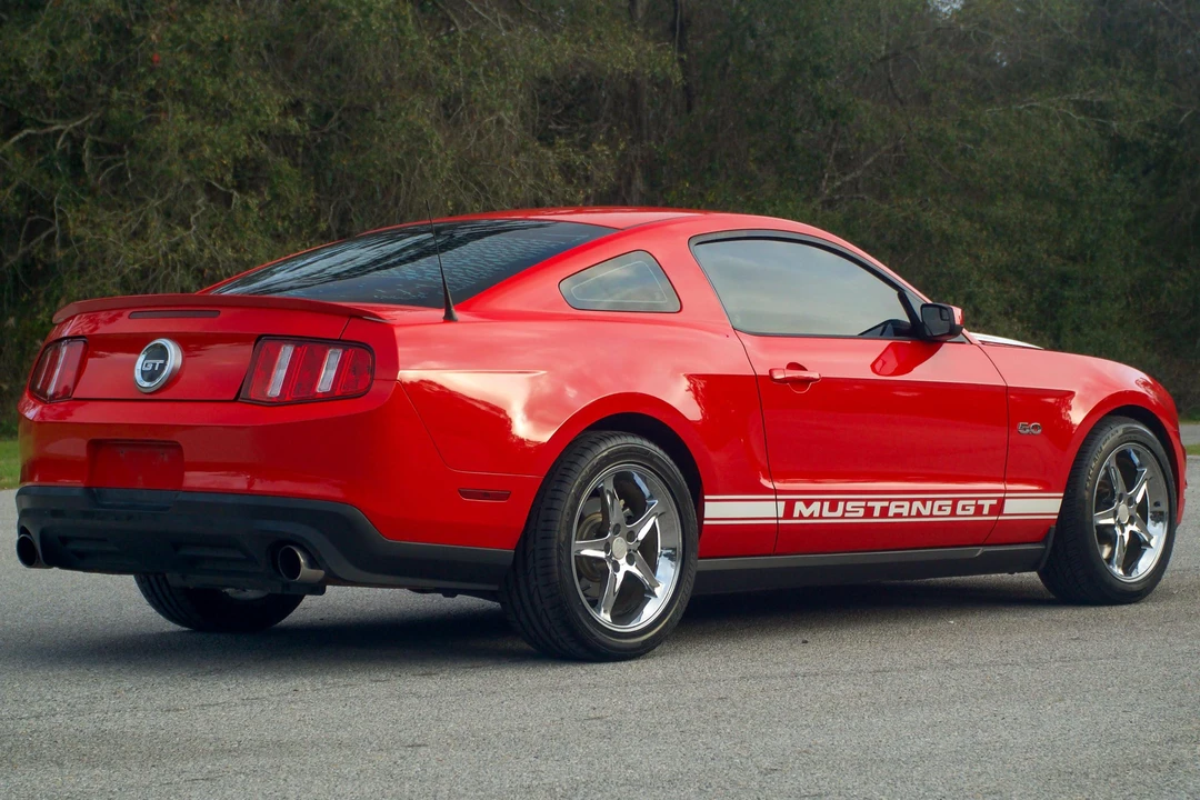 2011 Ford S197 Mustang - Image 4 of 31