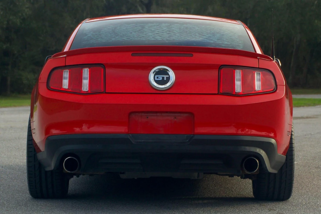 2011 Ford S197 Mustang - Image 5 of 31