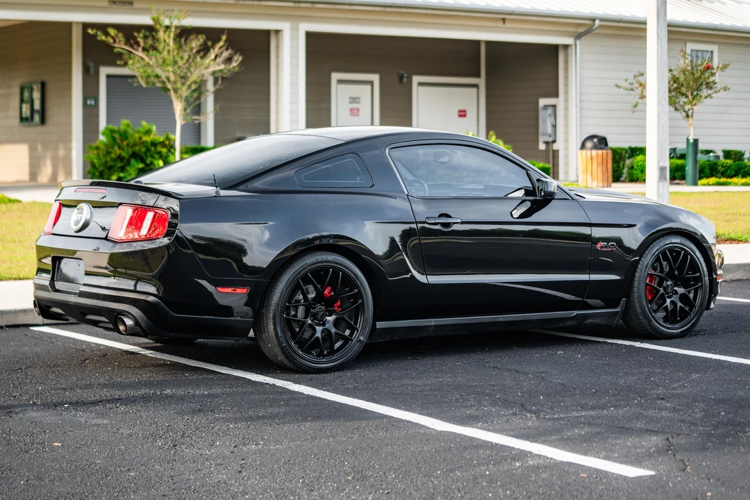 2011 Ford S197 Mustang - Image 27 of 31