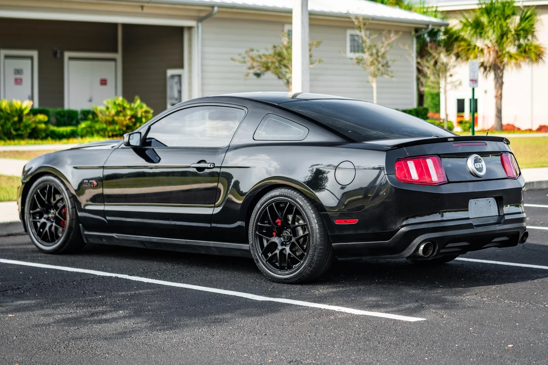 2011 Ford S197 Mustang - Image 18 of 31