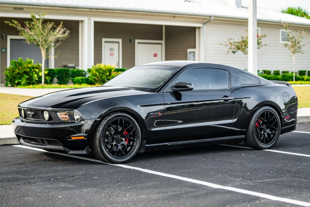 2011 Ford S197 Mustang - Image 12 of 31