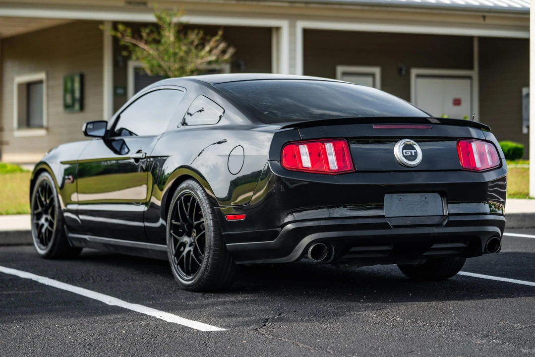 2011 Ford S197 Mustang - Image 4 of 31