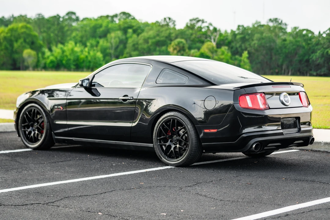 2011 Ford S197 Mustang - Image 17 of 31