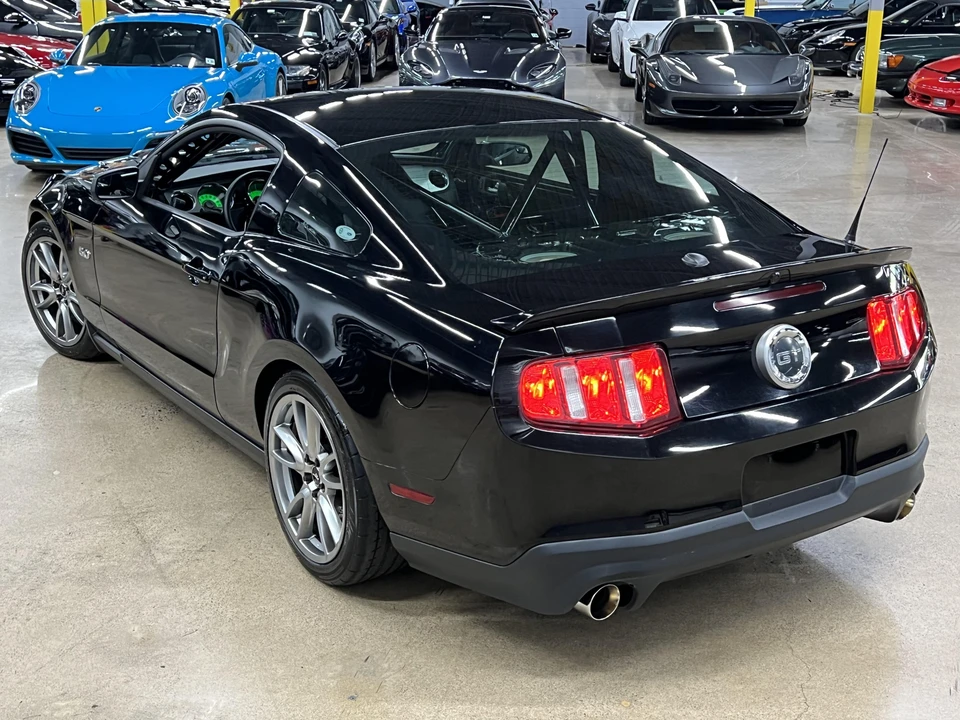 2011 Ford S197 Mustang - Image 12 of 31