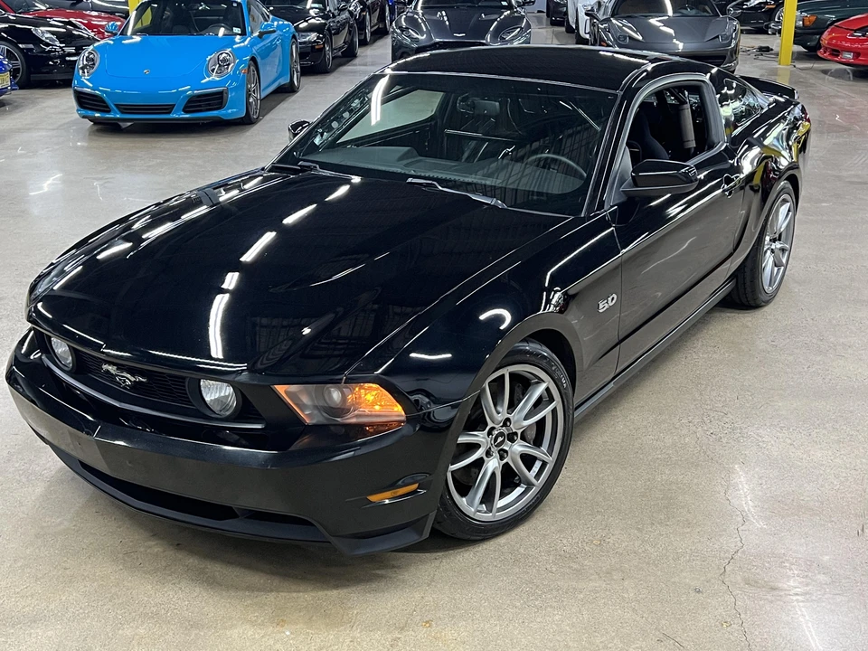 2011 Ford S197 Mustang - Image 6 of 31