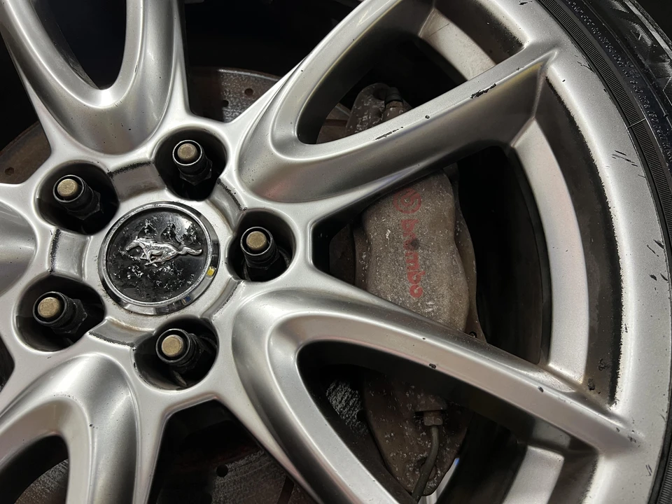 2011 Ford S197 Mustang - Image 24 of 31