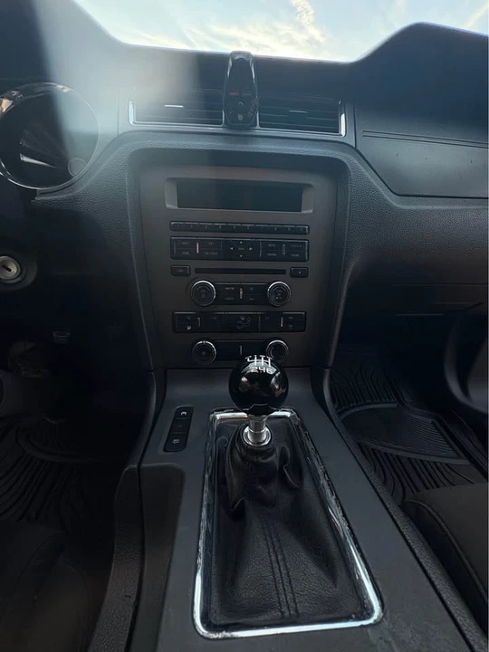 2011 Ford S197 Mustang GT - Image 12 of 14