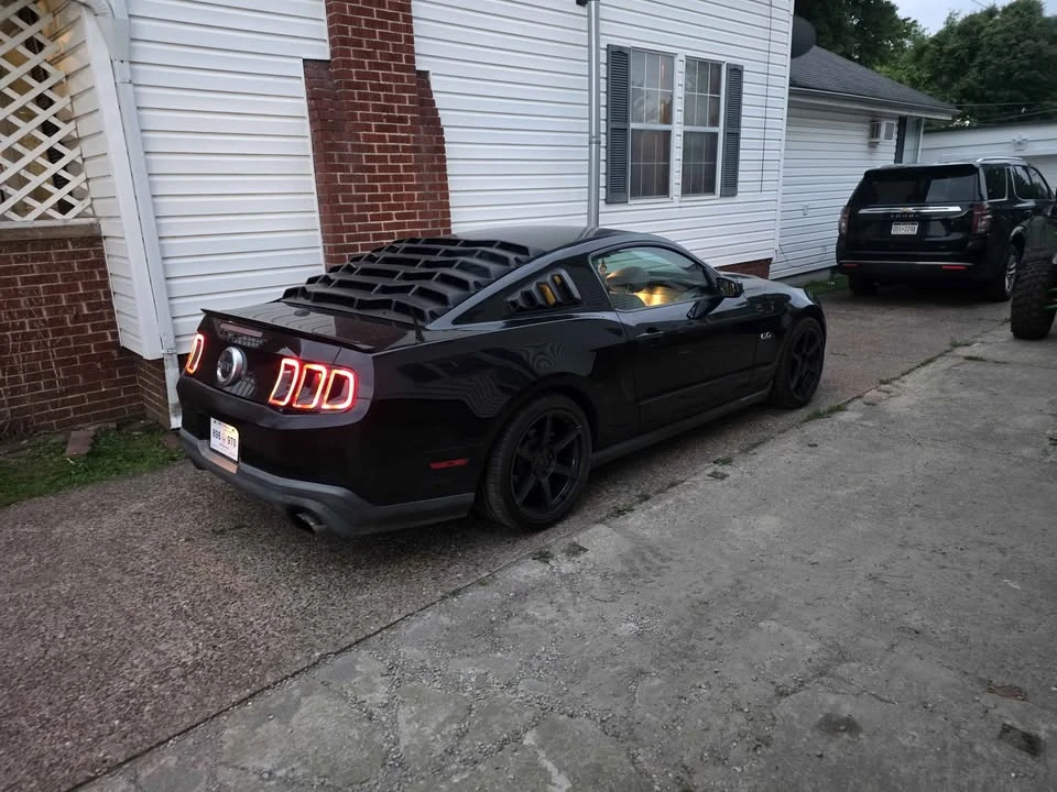 2011 Ford S197 Mustang GT - Image 2 of 6