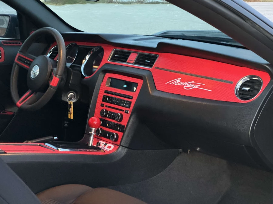 2011 Ford S197 Mustang - Image 16 of 21