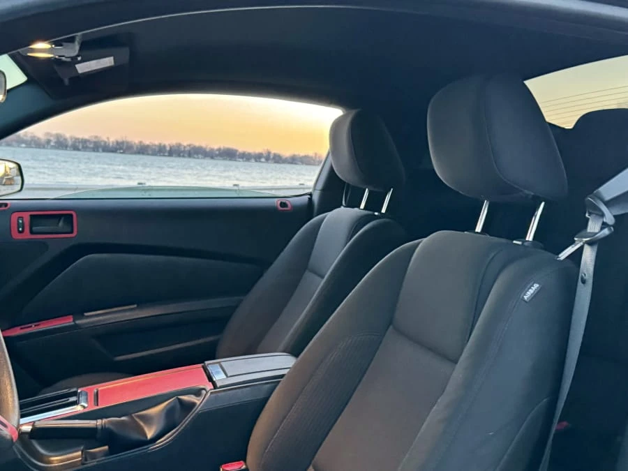 2011 Ford S197 Mustang - Image 18 of 21