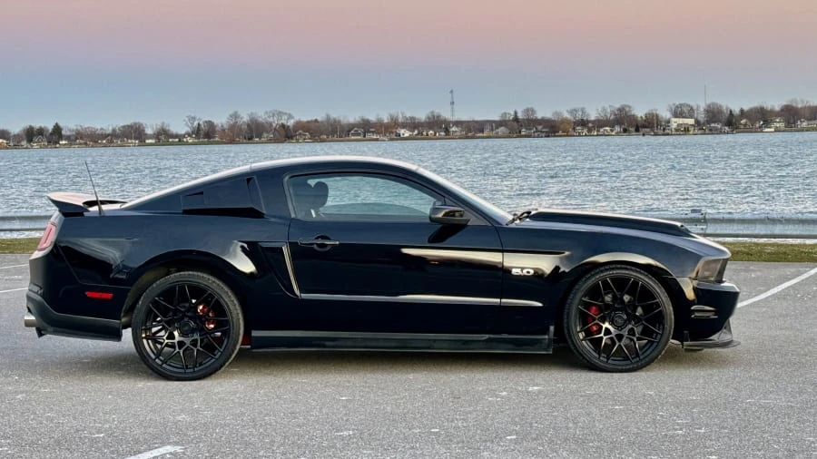 2011 Ford S197 Mustang - Image 2 of 21