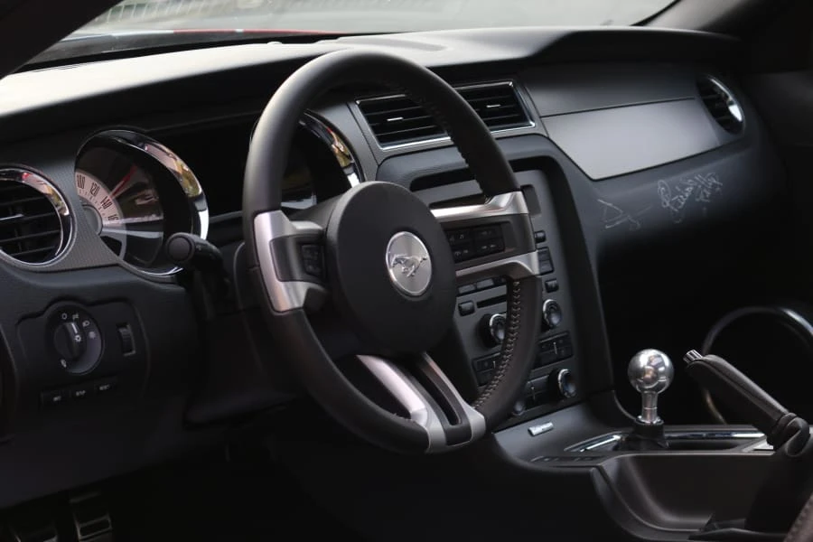 2011 Ford S197 Mustang - Image 4 of 12