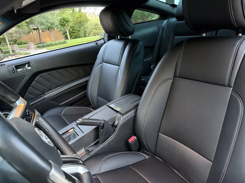 2011 Ford S197 Mustang - Image 10 of 20