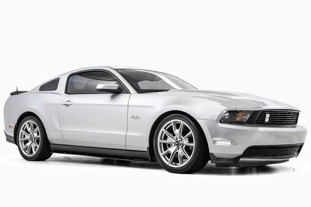 2011 Ford S197 Mustang GT - Image 8 of 31