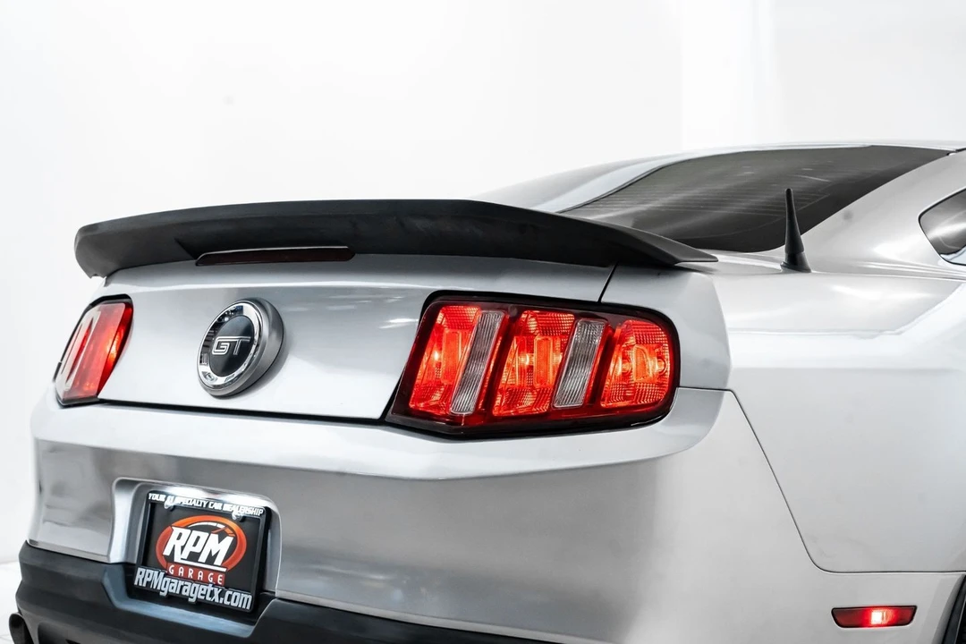 2011 Ford S197 Mustang GT - Image 15 of 31