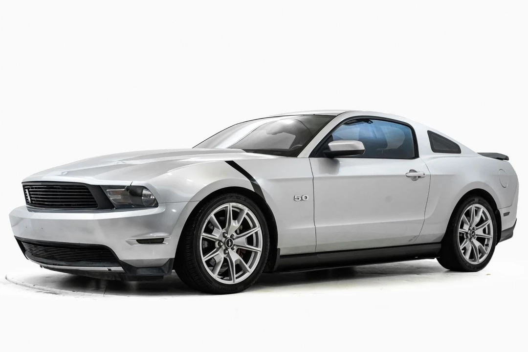 2011 Ford S197 Mustang GT - Image 11 of 31