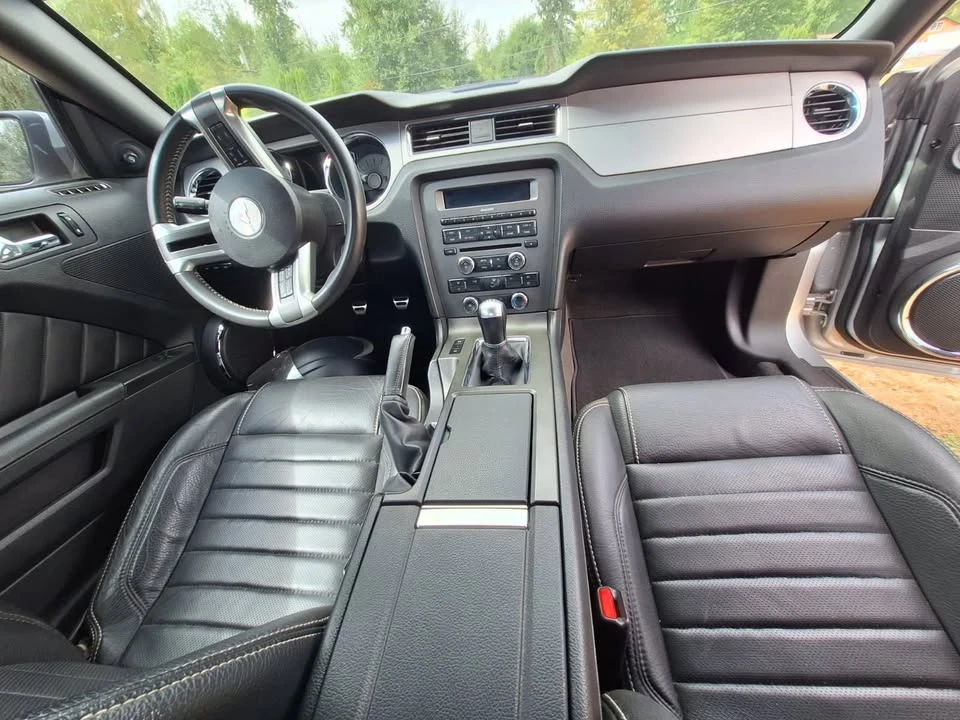 2011 Ford S197 Mustang GT - Image 8 of 18