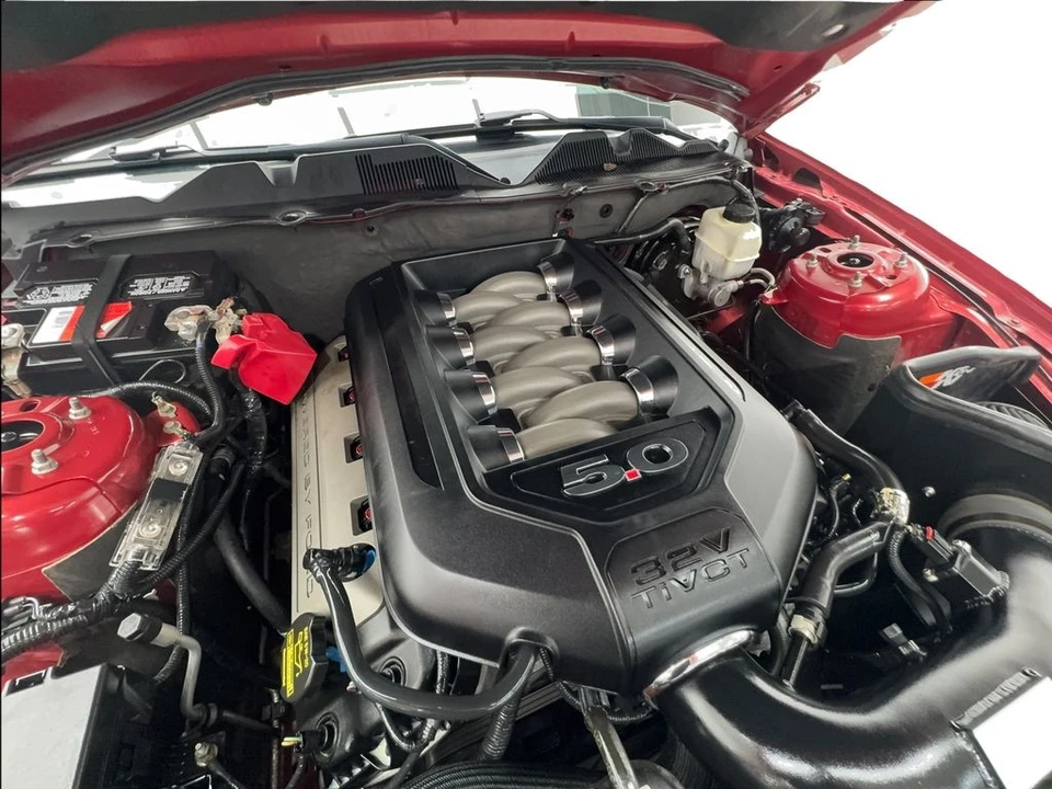 2011 Ford S197 Mustang - Image 18 of 21