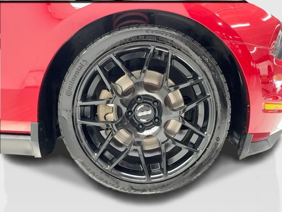 2011 Ford S197 Mustang - Image 13 of 31