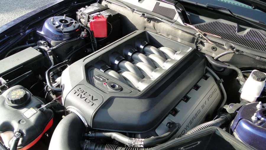 2011 Ford S197 Mustang - Image 6 of 8