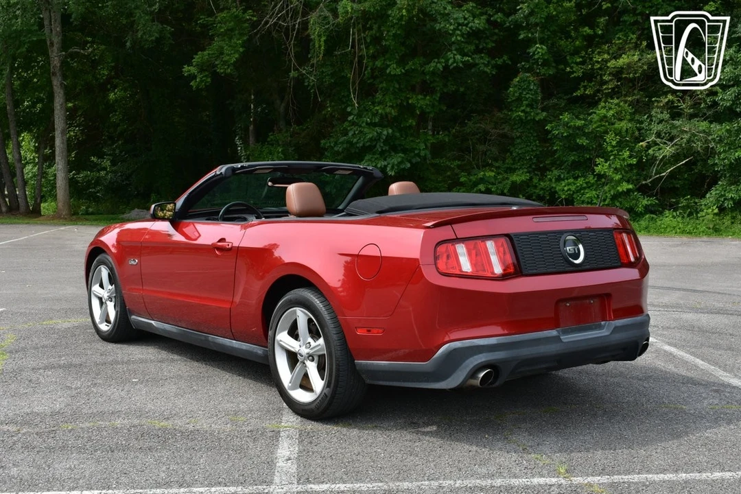 2011 Ford S197 Mustang - Image 11 of 12