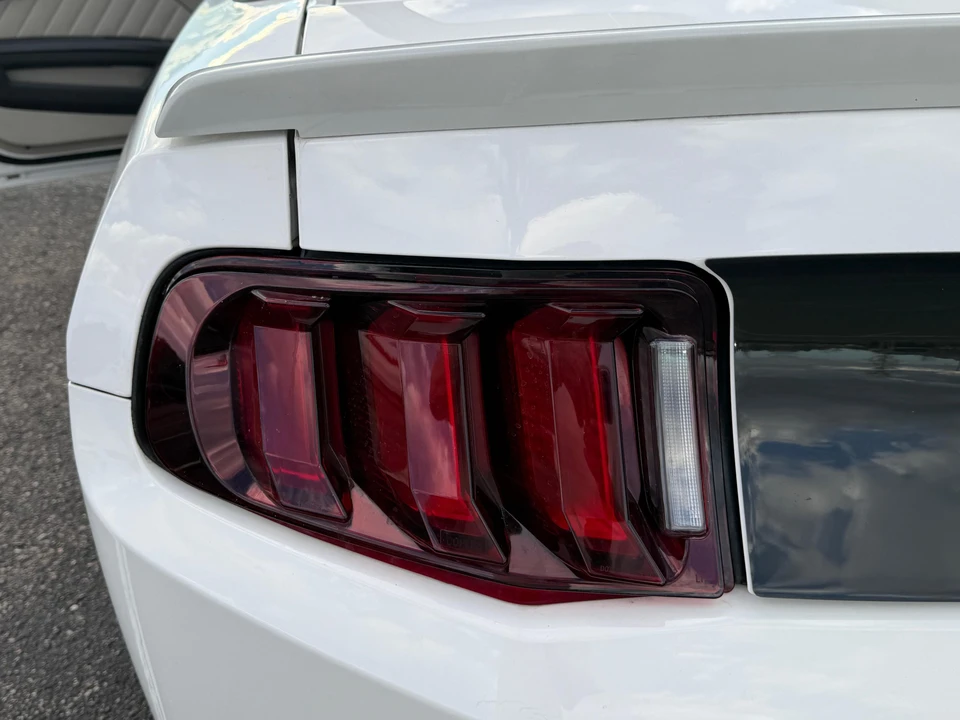 2011 Ford S197 Mustang - Image 24 of 31