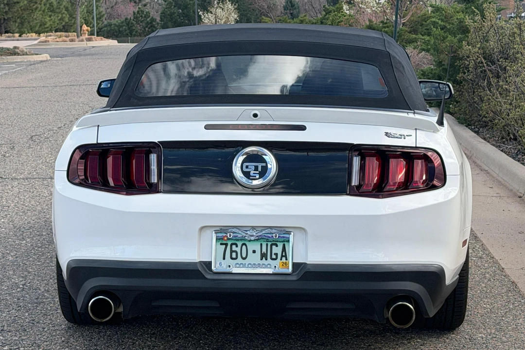 2011 Ford S197 Mustang - Image 5 of 31