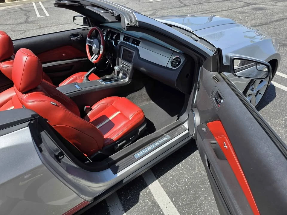 2011 Ford S197 Mustang GT - Image 17 of 19