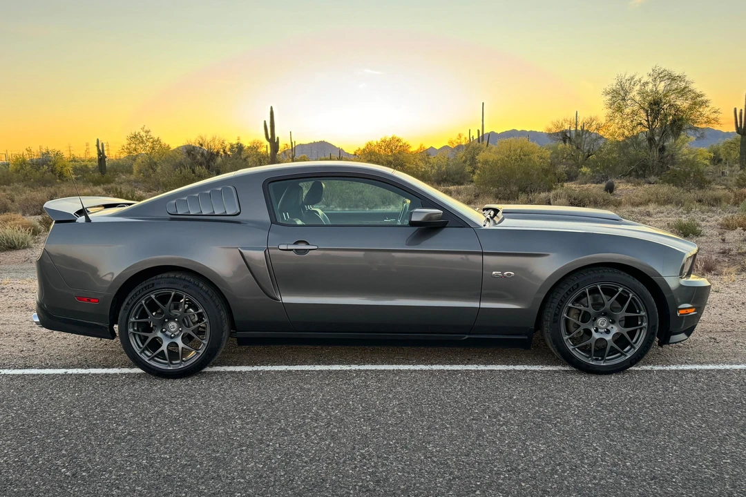 2011 Ford S197 Mustang - Image 3 of 31