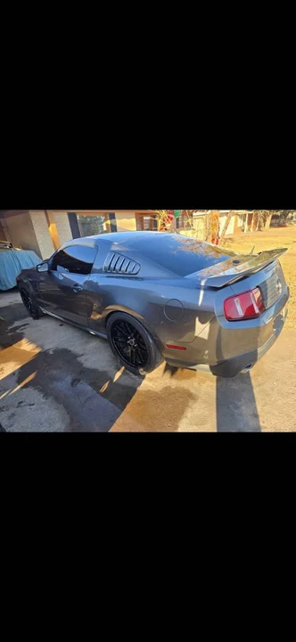2011 Ford S197 Mustang GT - Image 3 of 11