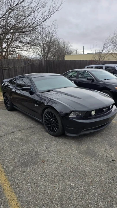 2011 Ford S197 Mustang GT - Image 3 of 8