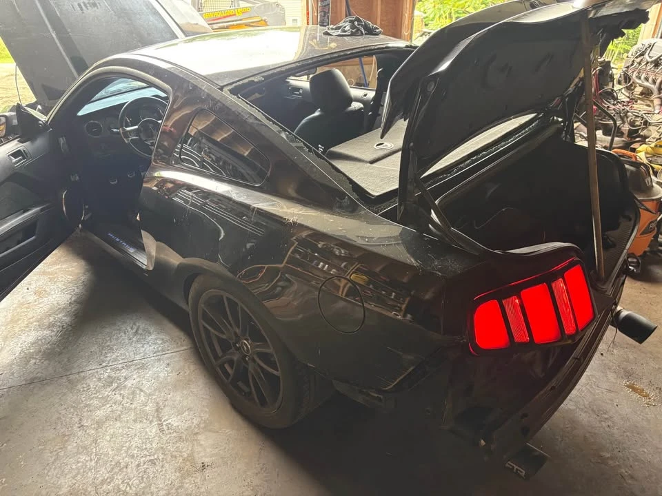 2011 Parts & Memorabilia Mechanical Components - Image 5 of 9