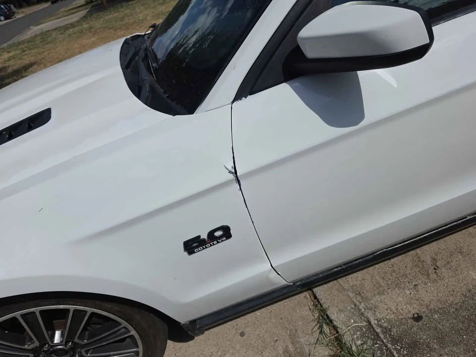 2011 Ford S197 Mustang GT - Image 9 of 13