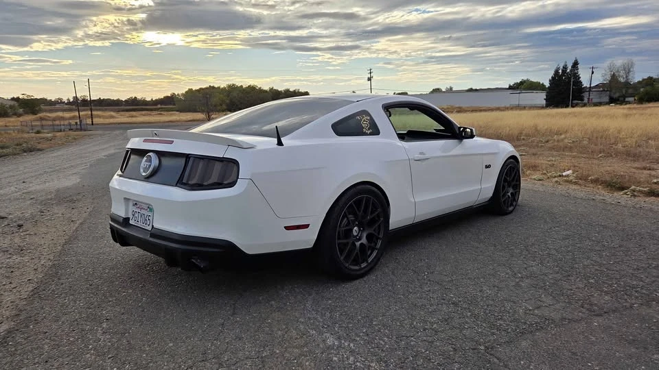 2011 Ford S197 Mustang GT - Image 3 of 6