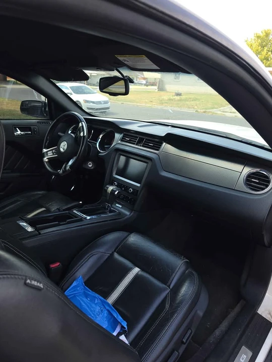 2011 Ford S197 Mustang GT - Image 8 of 13